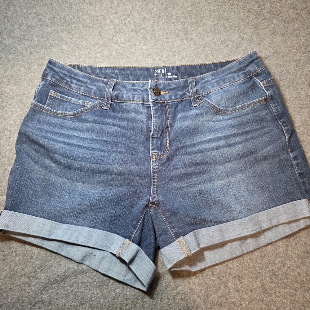 dark wash Time and Tru mid-rise jeans in women's size 10 B2